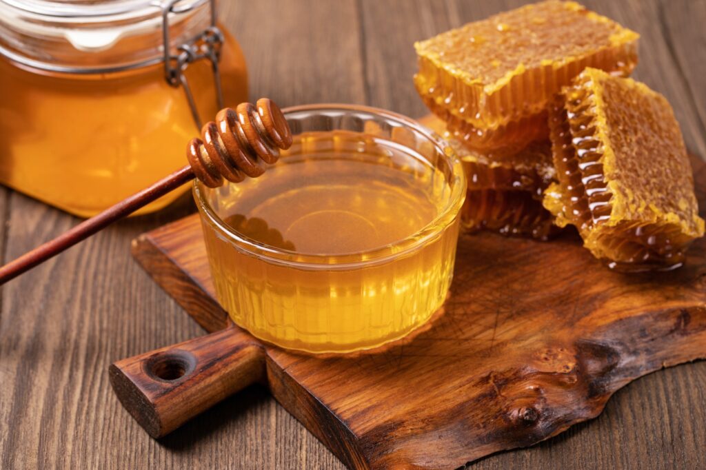 Honey and Honeycomb slice